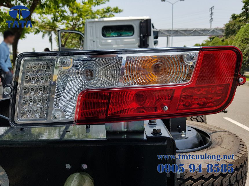 Xe tải thùng tata ultra 814 7 tấn 2019 xe-tai-tata-ultral814-7-tan